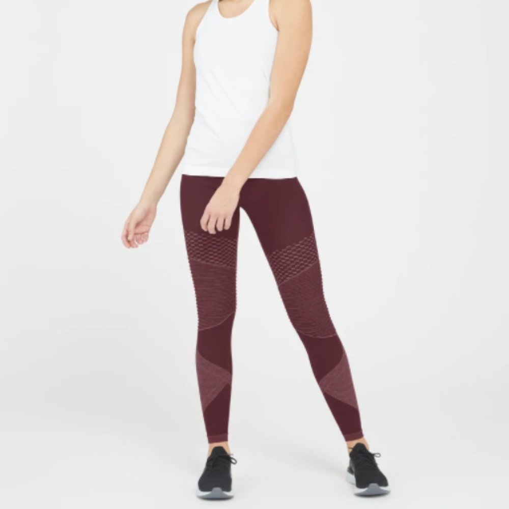 Spanx Look At Me Now Seamless Moto Leggings Wine
